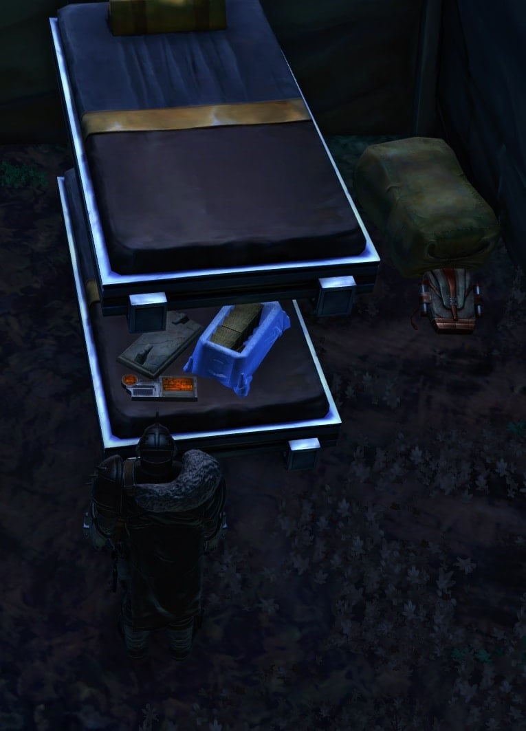 Small Coffer on the bed in Talos Drellik's tent - SWTOR Reclaimed Treasure