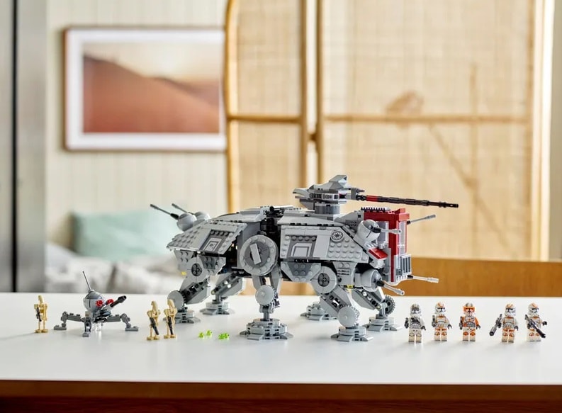 Star Wars AT-TE LEGO set