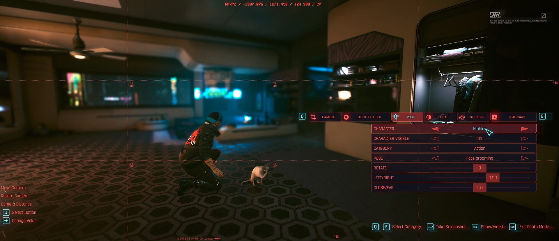 How to pose with Nibbles the cat in Cyberpunk 2077 Photo Mode