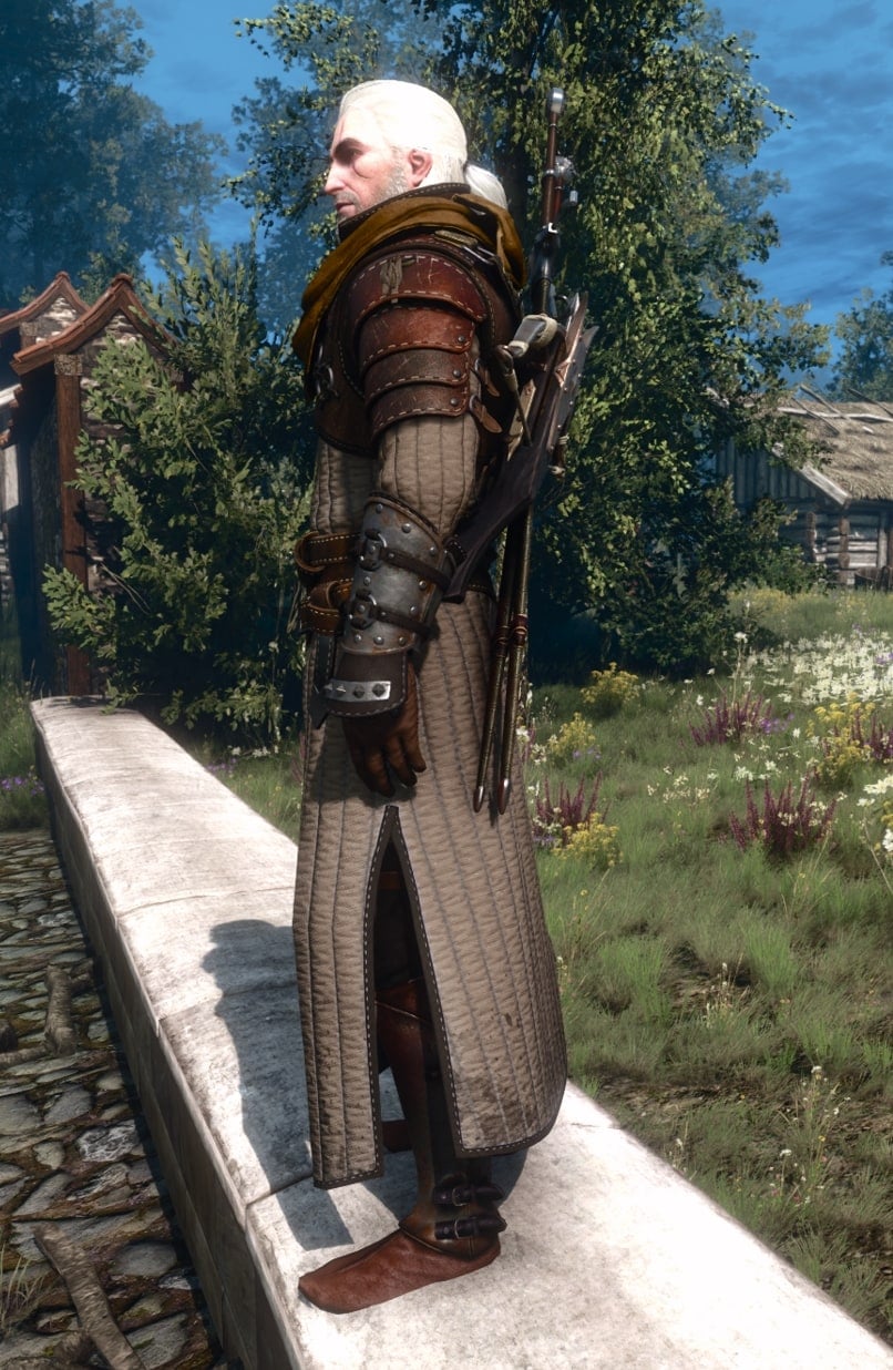 The Witcher 3 Superior Ursine witcher gear overview (Bear School set) - Left