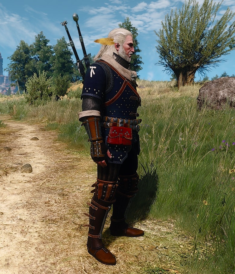 The Witcher 3 Mastercrafted Feline Gear Set Overview - Right