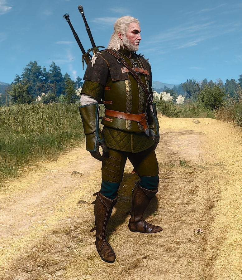Enhanced Griffin Gear in The Witcher 3 - Visual Overview - Right