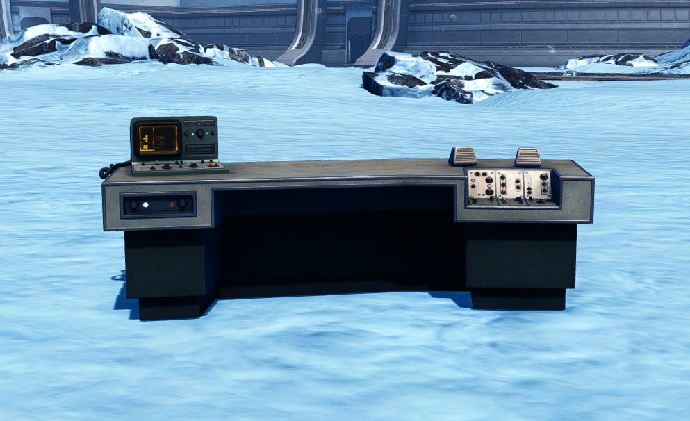 SWTOR Security Chief's Desk (Medium, Narrow)