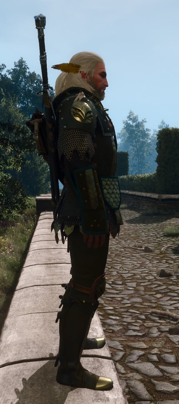 Grandmaster Griffin Gear Set - Right