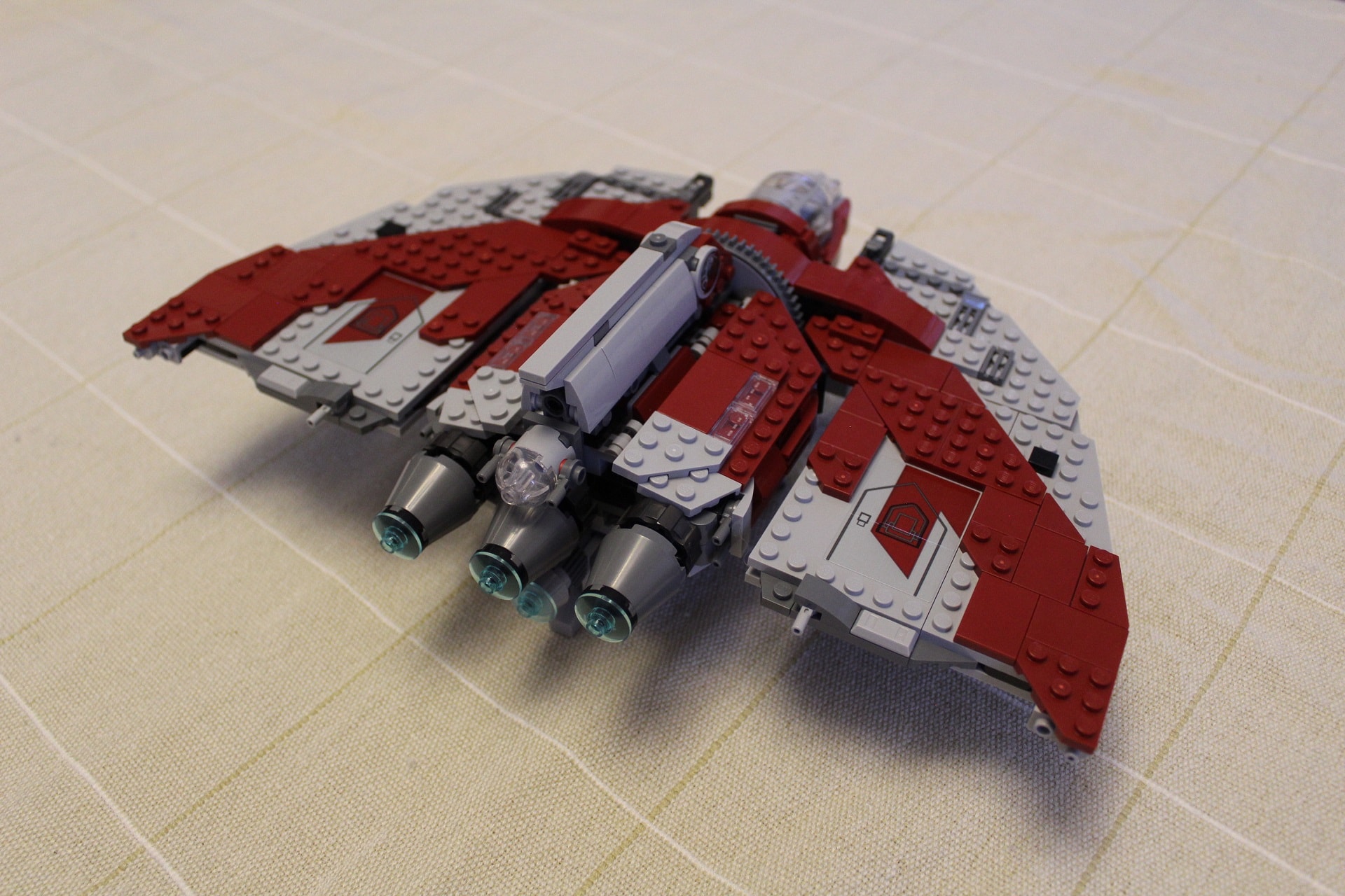 Star Wars LEGO Ahsoka Shuttle T-6 Review - Engines
