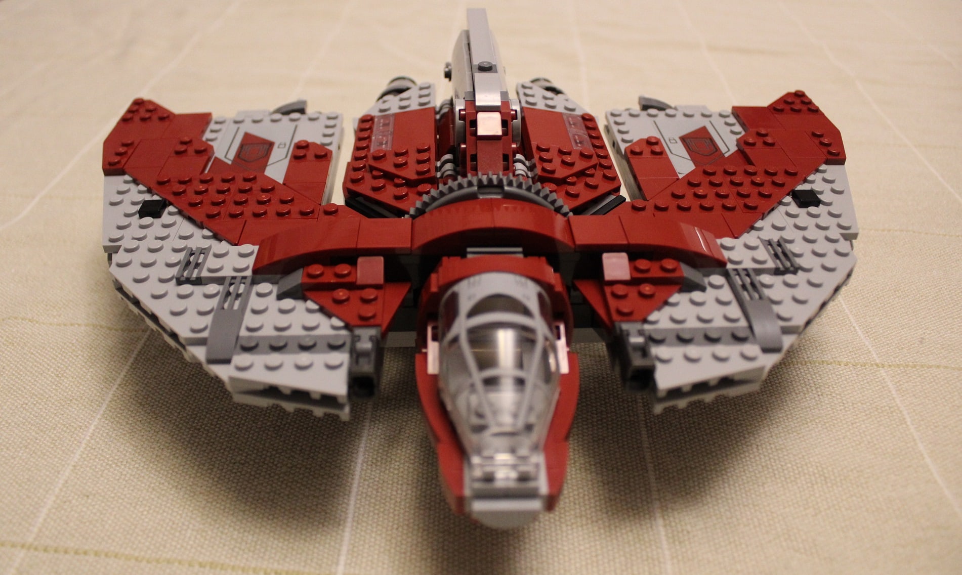 Star Wars LEGO Ahsoka Shuttle T-6 Review - completed