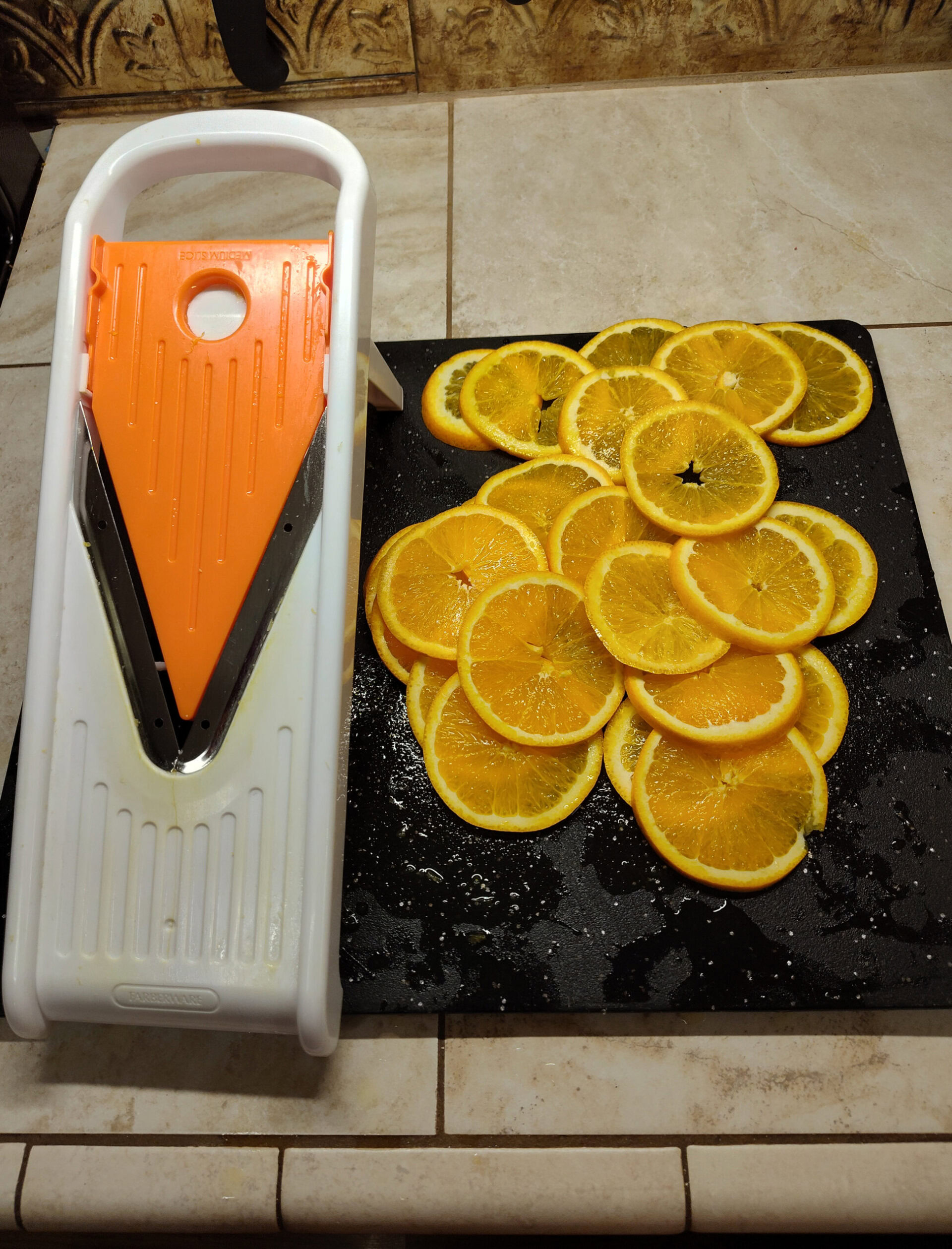 SWTOR-Bestine-Threeberry-Pie-Recipe-Slice-Oranges-Mandoline