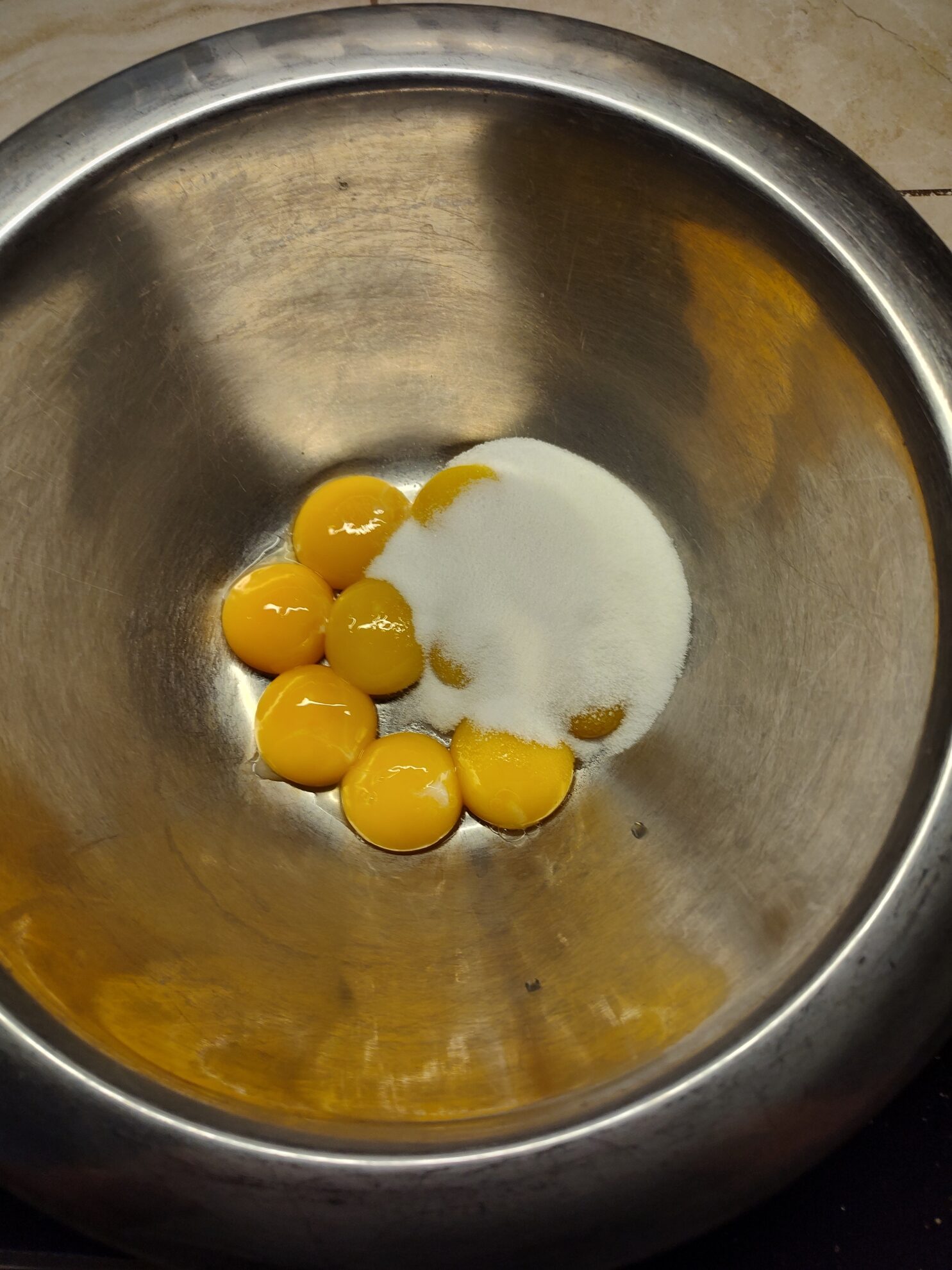 Egg Custard Filling: eg, custard, milk and shugar