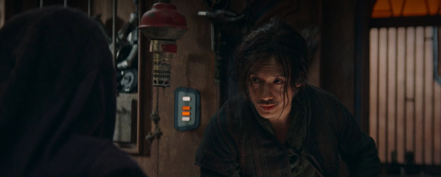 Qimir gives Mae the poison in The Acolyte series premiere