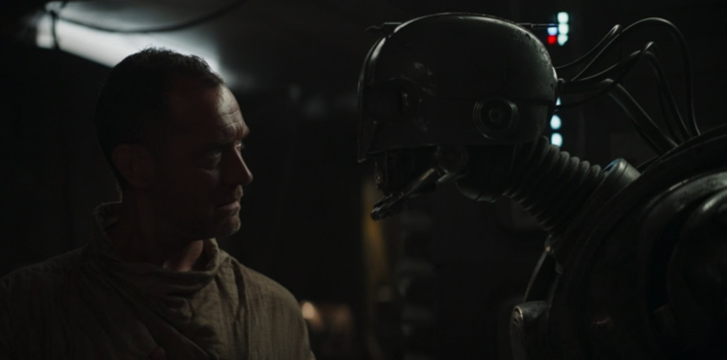 Jod and SM-33 face each other