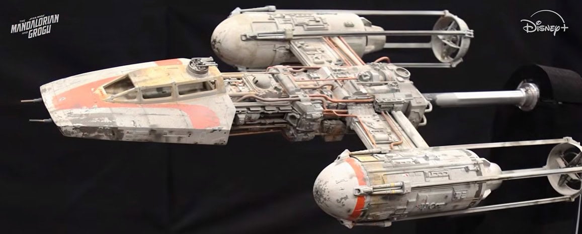 Star Wars Y-Wing Red Jammer - side view